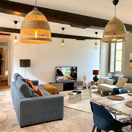 Appartements Au Chateau Ars Ars-sur-Formans Luaran gambar