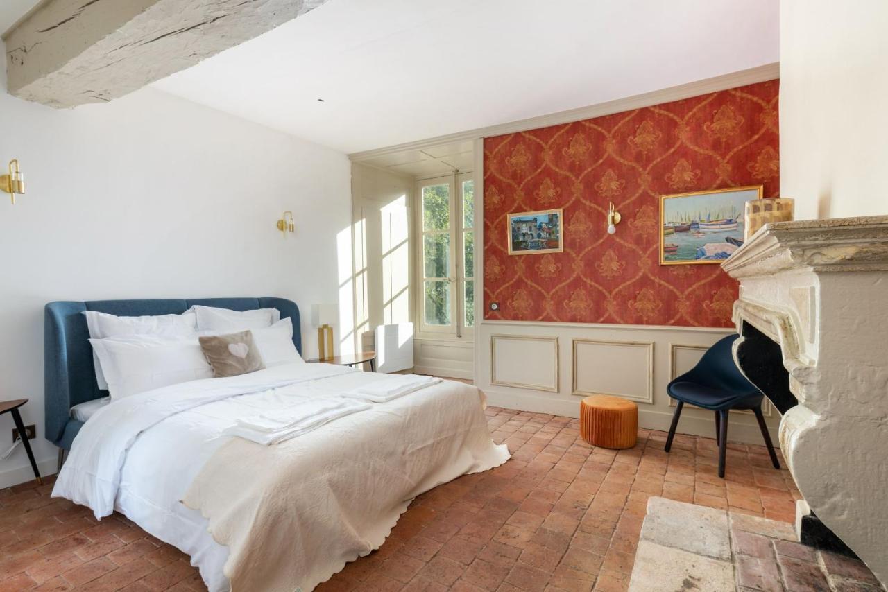 Appartements Au Chateau Ars Ars-sur-Formans Luaran gambar